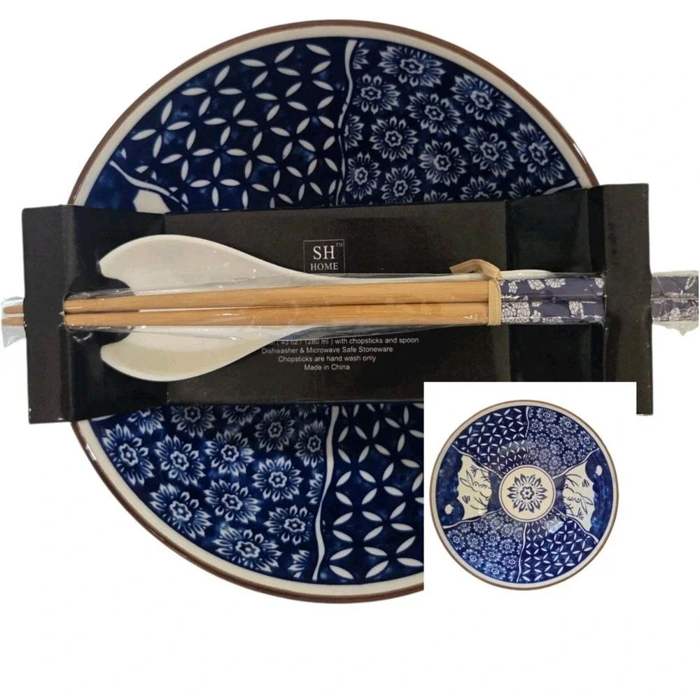 SH Home Ceramic Ramen Noodle Bowl Set with Chopsticks & Spoon Blue White Rabbits